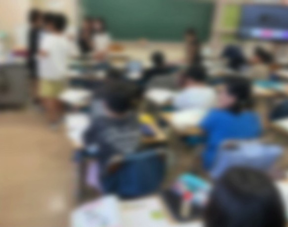 自分で計画を立て、自分のペースで学習を進めています。