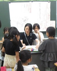 ２年生　国語科研究授業の様子
