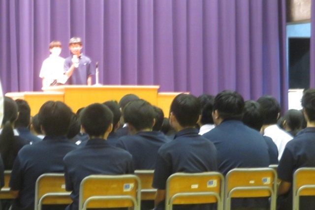 立会演説会の様子